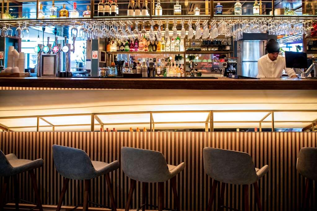 The Corner London City Ristorante foto